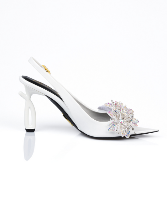 Succeed Sandals (White)