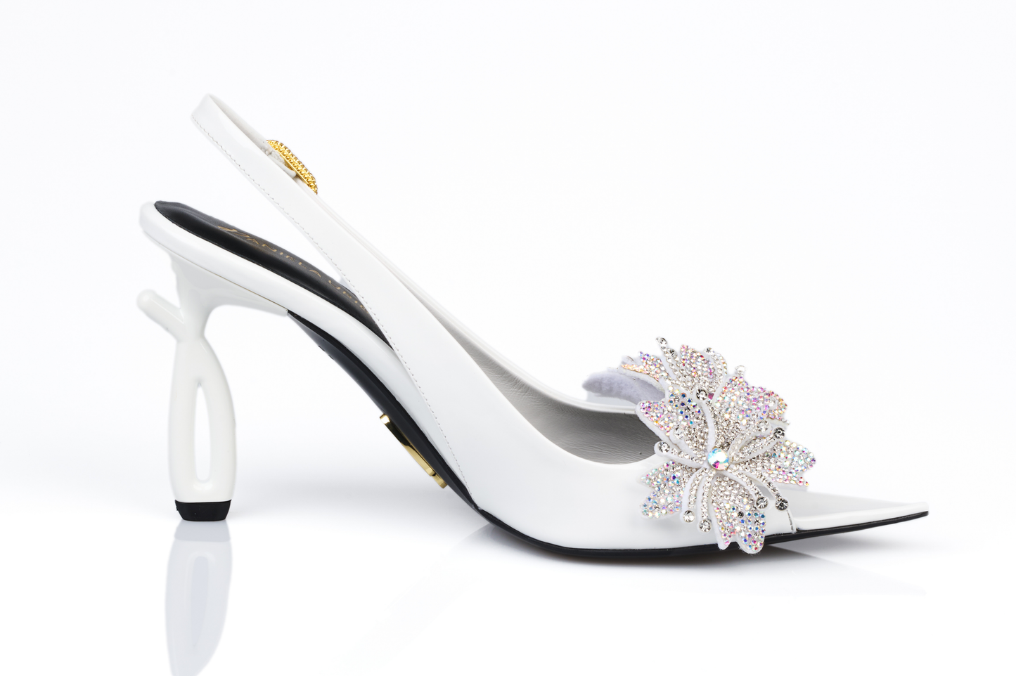 Succeed Sandals (White)
